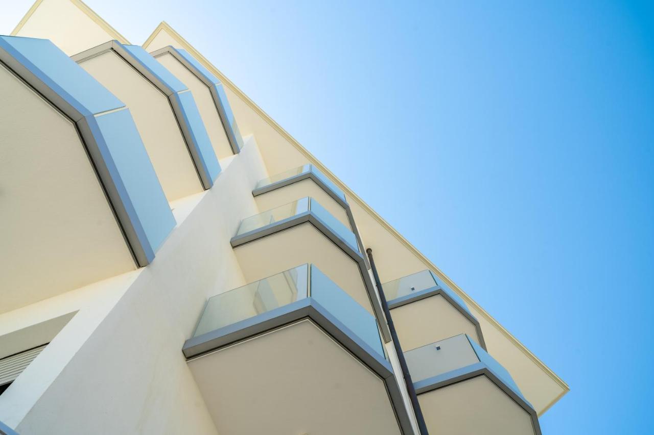 Hotel Globus بيلاريا-إيجيا مارينا المظهر الخارجي الصورة