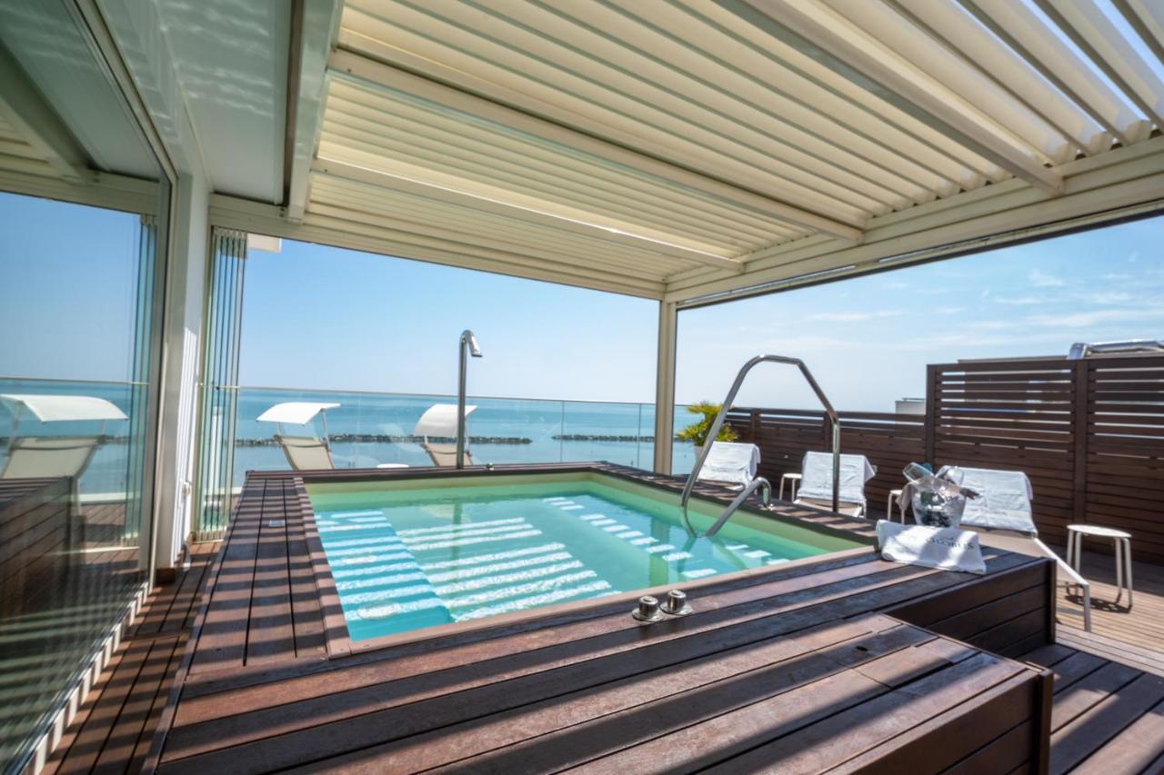 Hotel Globus بيلاريا-إيجيا مارينا المظهر الخارجي الصورة